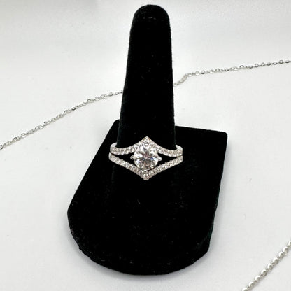 'Elenor' Wedding Ring