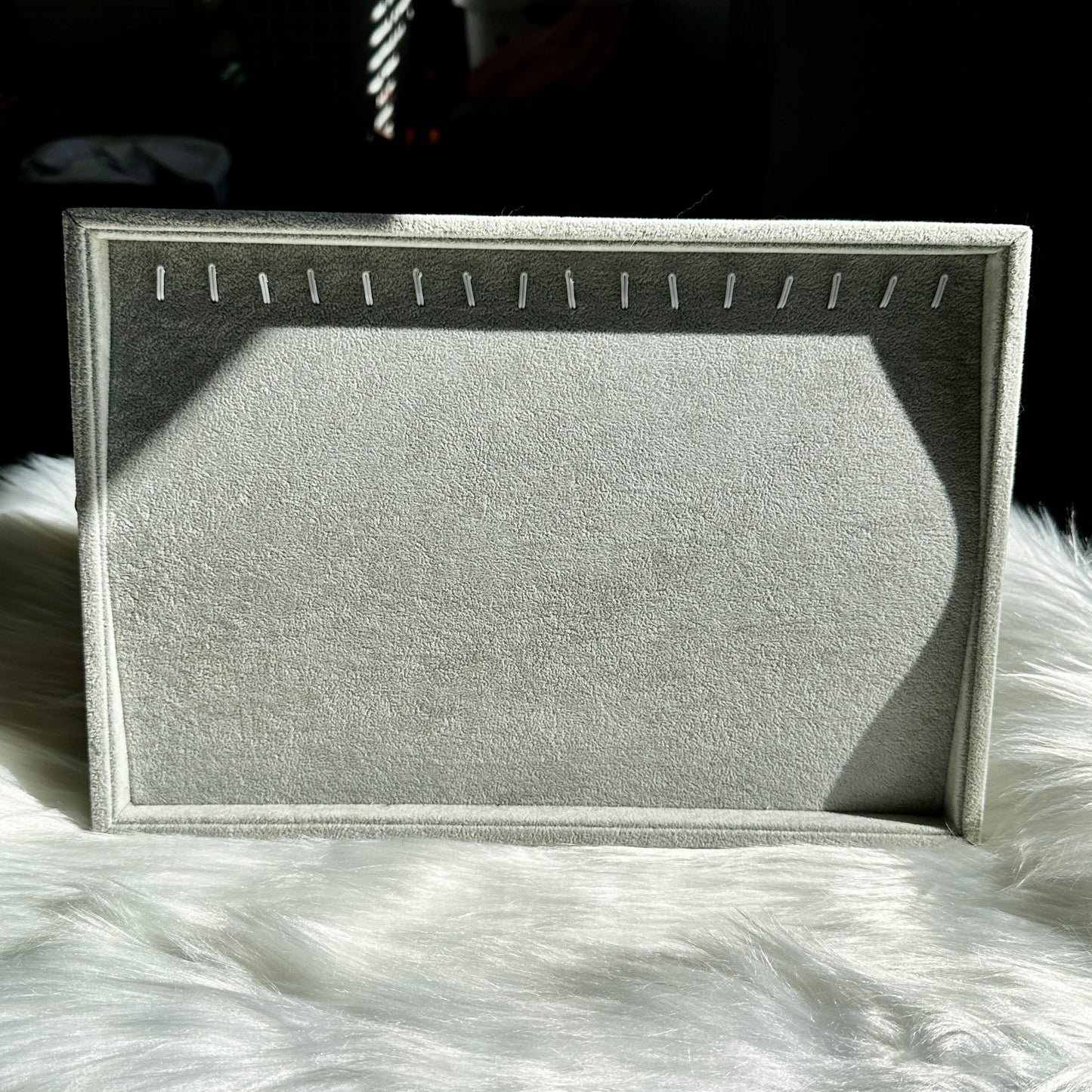 Chain Display Tray